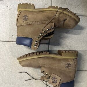 Timberland boots size 9